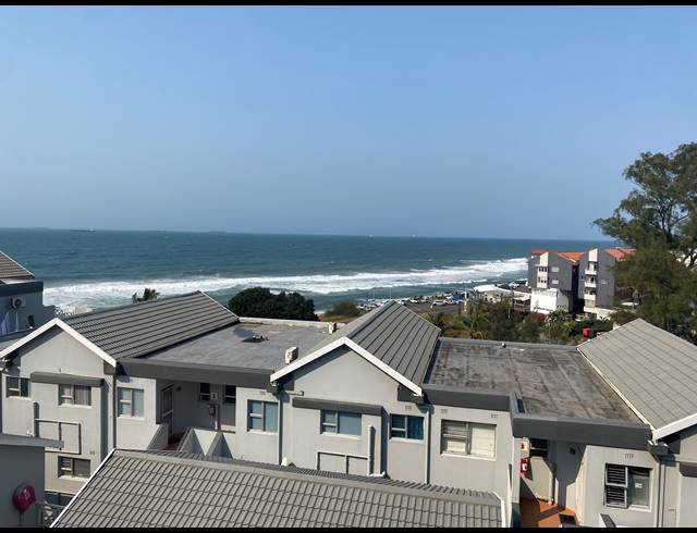 2 BEDROOM APARTMENT FOR SALE IN NEWSEL BEACH